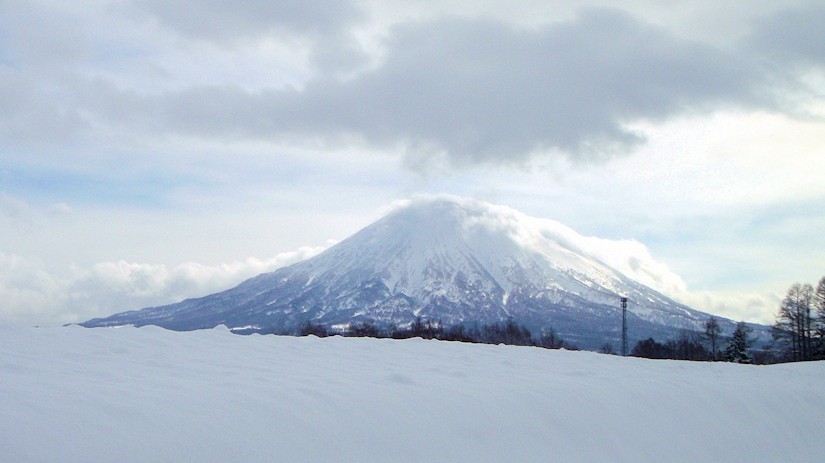 羊蹄山（蝦夷富士）北海道