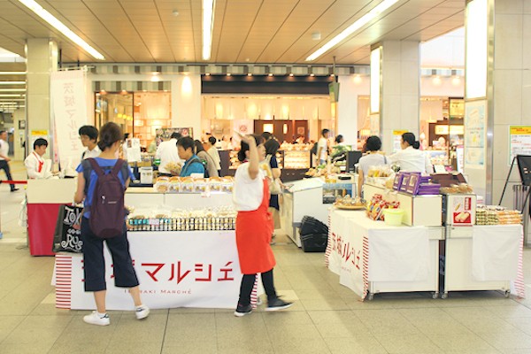 いばらき産直市に出店している茨城マルシェ（JR日暮里駅）