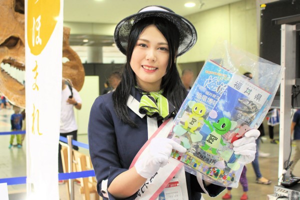 福井県のPRに活躍する「越前若狭の観光宣伝隊」の吉田麗奈さん（ツーリズムEXPOジャパン）