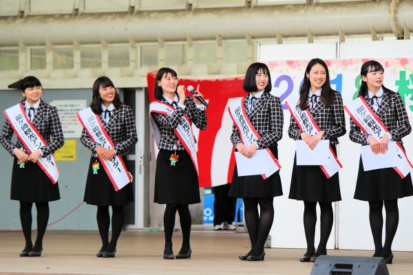 2018年度に活動する龍ケ崎観光アンバサダーの皆さん（龍ケ崎市 桜まつり）