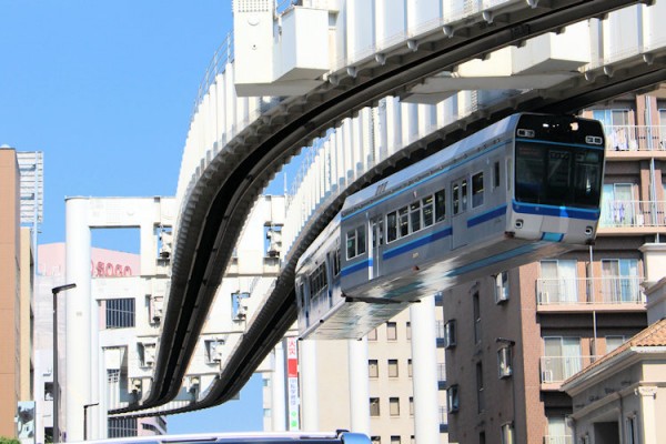 千葉都市モノレール1号線（千葉駅付近）