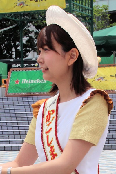 かごしま親善大使の山田菜々子さんは都市対抗野球の物産展で鹿児島市のPRに活躍（東京ドーム）