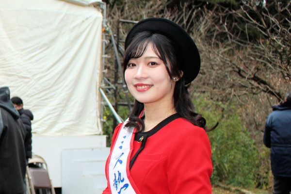 「ミス熱海梅の女王」杉本和香奈さん（熱海梅園梅まつり 2020年）