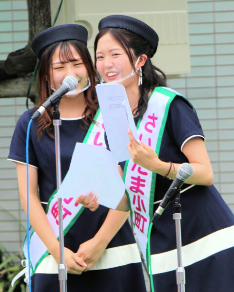 「さいたま小町」内山沙紀さんと田畑詩織さんはトークイベントで活躍（「TAMAZO FESTA」鐘塚公園 さいたま市⼤宮区）